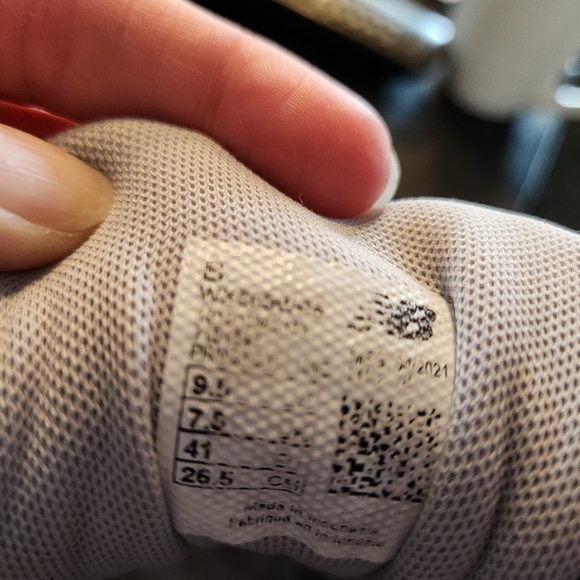 NB 608s - Picture 6 of 6